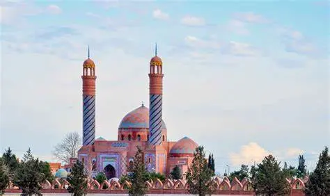مدينة غانجا - الأماكن السياحية في أذربيجان - اجمل الاماكن في بلاد القوقاز 2024 